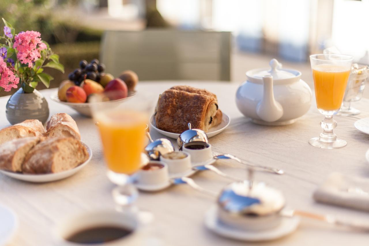 Domaine De Fos Bed & Breakfast Montaren-et-Saint-Mediers Bagian luar foto